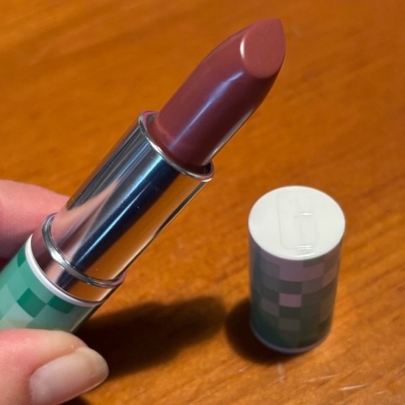 Clinique Pop Lip Color Lipstick + Primer Blush Pop - Picture 1 of 15